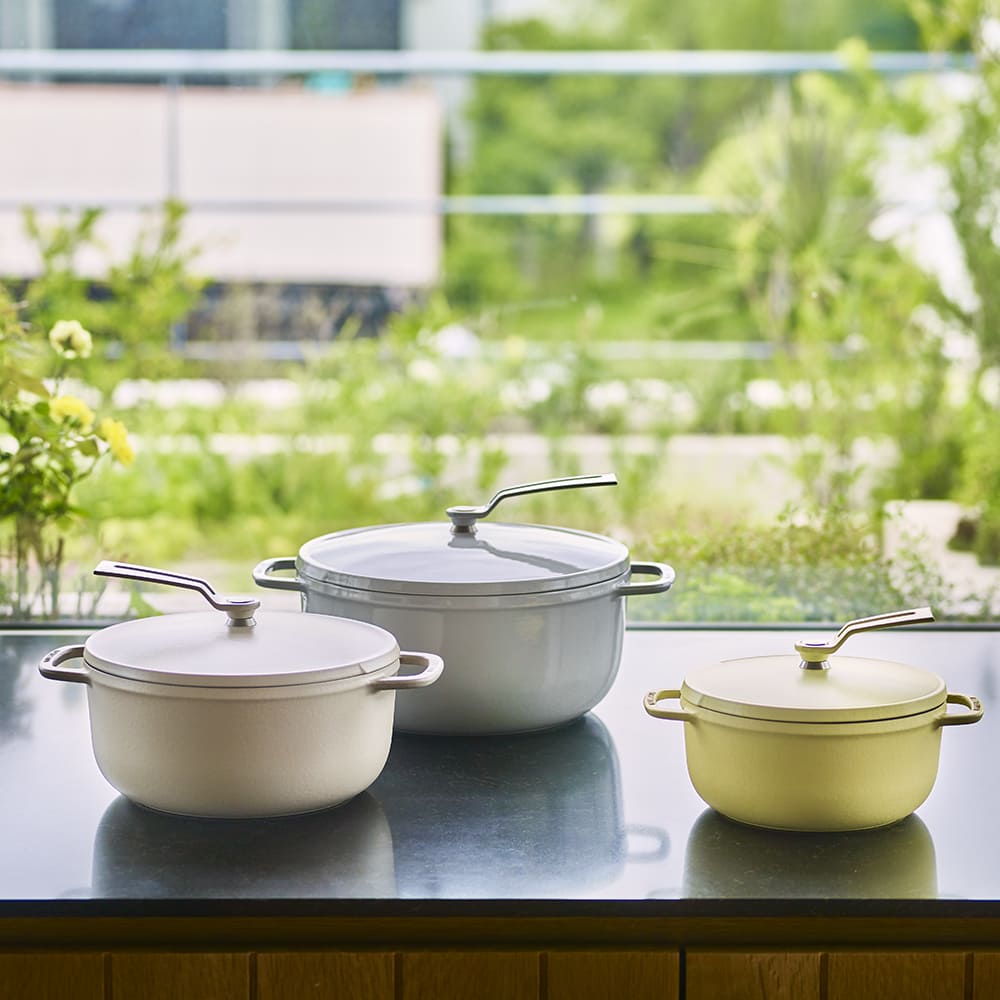 VERMICULAR 日本原裝琺瑯鑄鐵鍋22cm (海鹽白)