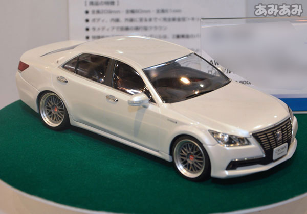 1/24 ザ・ベストカーGT No.01-SP AWS210 クラウン ハイブリッド