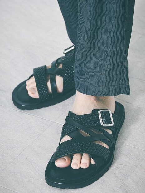 マルチクロス レザーサンダル｜alfredoBANNISTER / アルフレッド