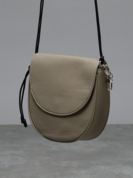 WAKU別注】ハーフムーン ショルダーバッグ｜alfredoBANNISTER