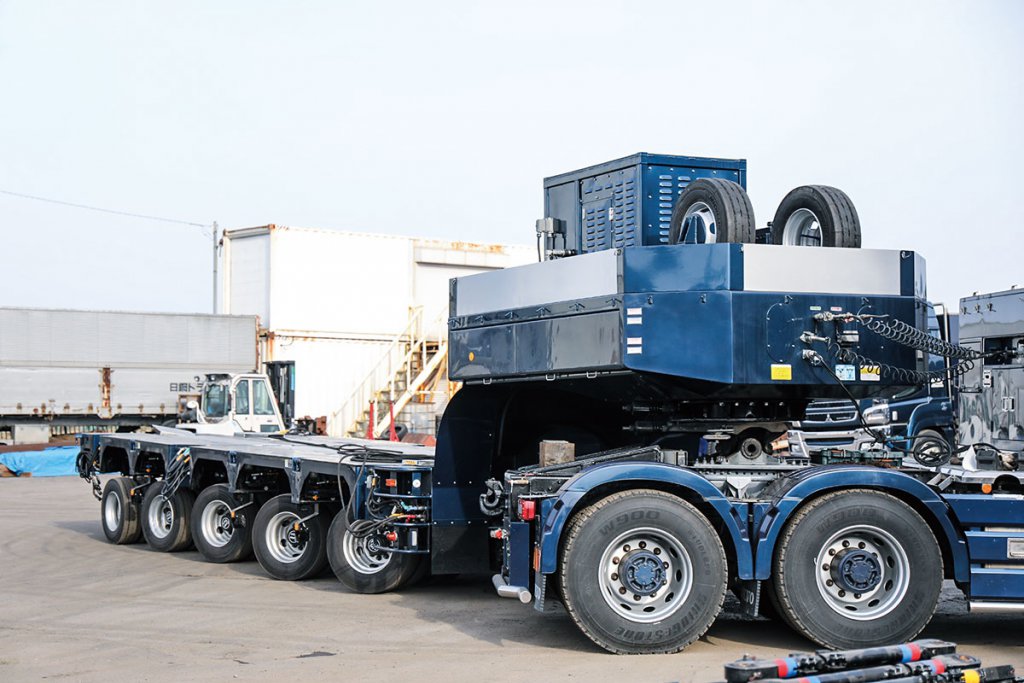 最大300トンの構内輸送に対応!! 日鋼トラックが導入した新型特殊