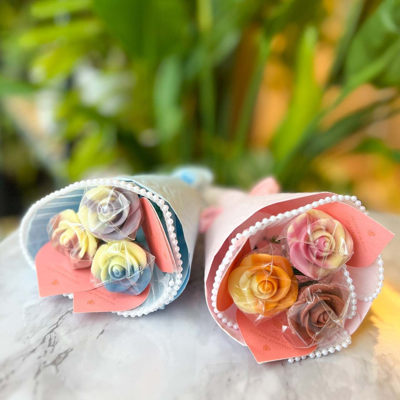 可愛い！チョコレートのブーケ！？】ベルローズ・ブーケ〈3本セット