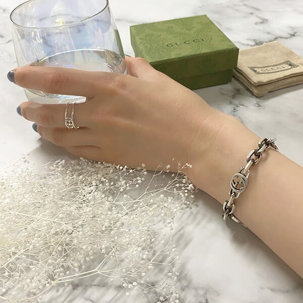 GUCCI グッチ リング 指輪 シルバー インターロッキングG レディース