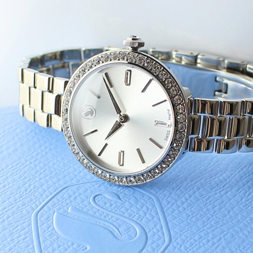 スワロフスキー 腕時計 レディース ギフトに最適 上品 シルバー