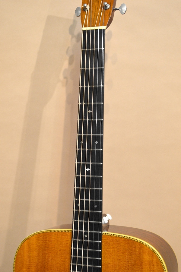 Martin D-28 Brazilian Rosewood 1983年製（ビンテージ/送料無料