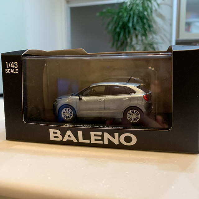 スズキ - 非売品 スズキバレーノ 1/43 ダイキャストミニカーの通販 by
