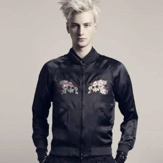 CHRISTIAN DADA（スカジャン）のフリマアイテム一覧