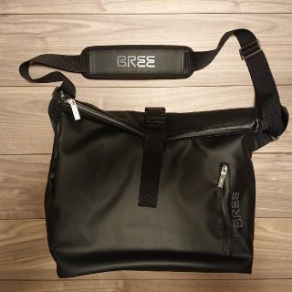 BREE（メッセンジャーバッグ）のフリマアイテム一覧