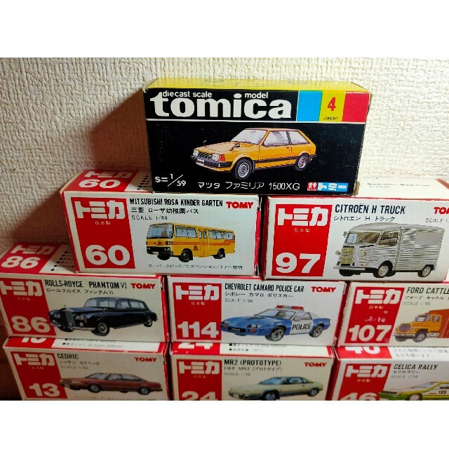 Takara Tomy - トミカ 黒箱、赤箱 日本製 12台セットの通販 by shop