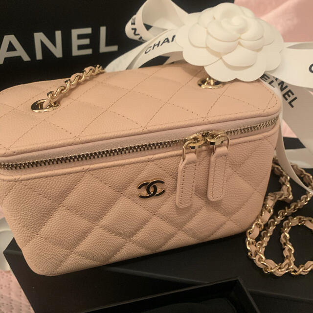 CHANEL - CHANEL 2021AWバニティピンクベージュ バック❤️未使用の