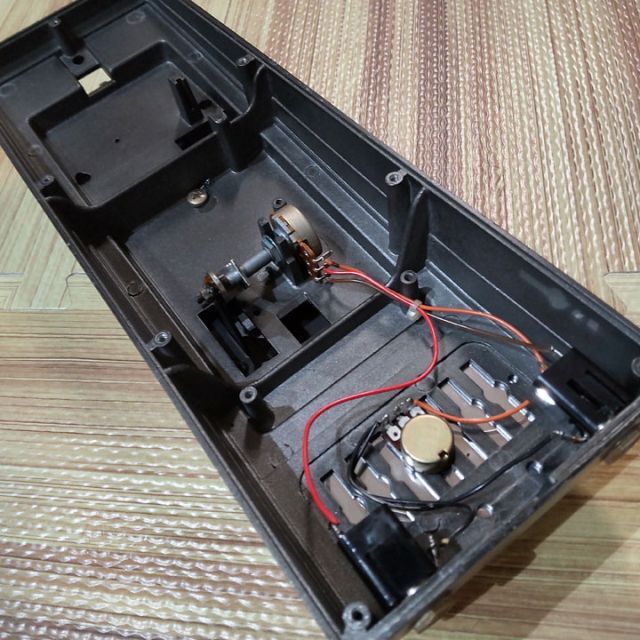 BOSS FV-100 ヴィンテージボリュームペダルの通販 by qoo's shop｜ラクマ