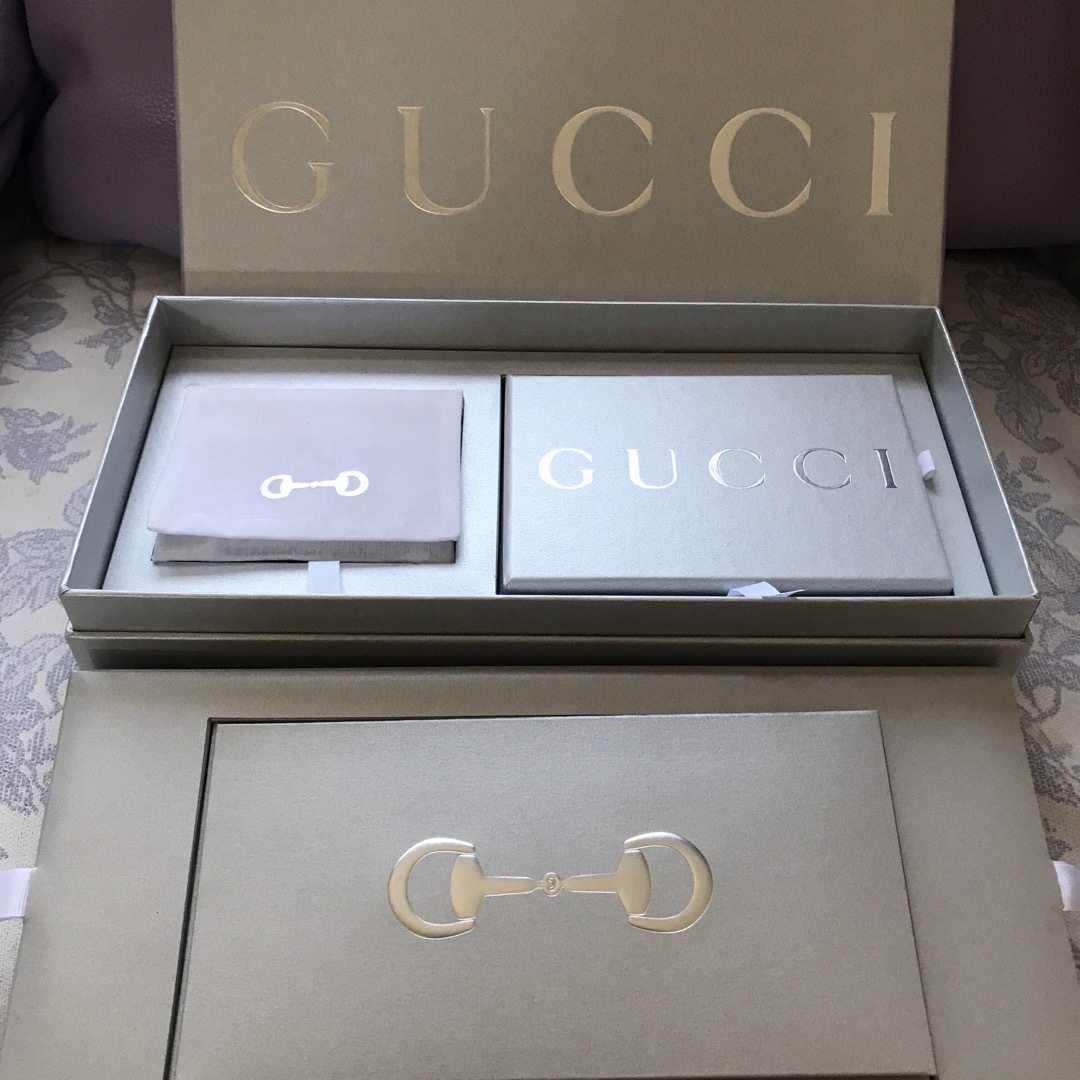 GUCCI - 非売品 GUCCI 本革 カードケース トランプ ノベルティの通販