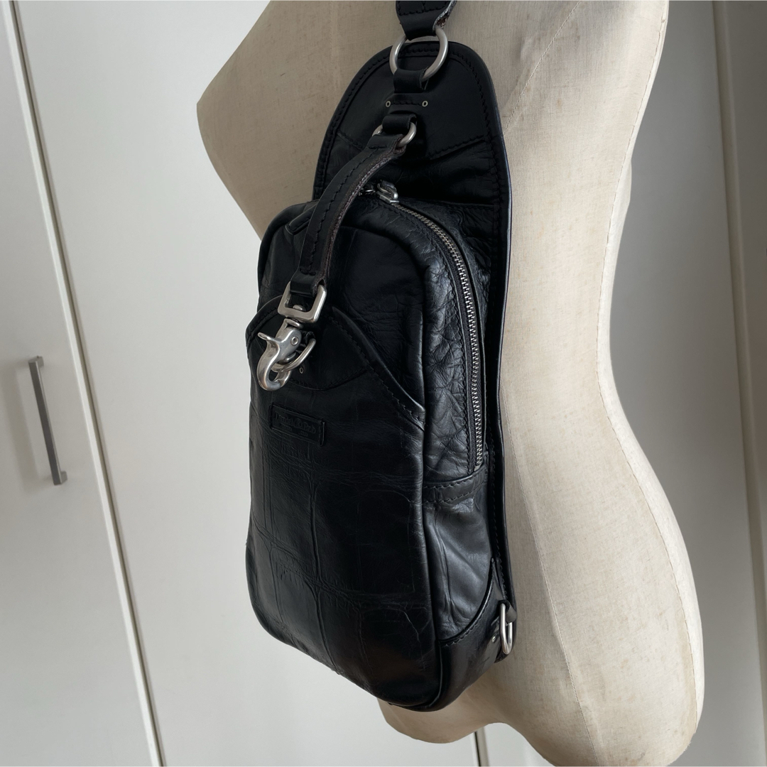 Daniel & Bob - エディフィス別注ダニエル&ボブボディバッグピッポ型