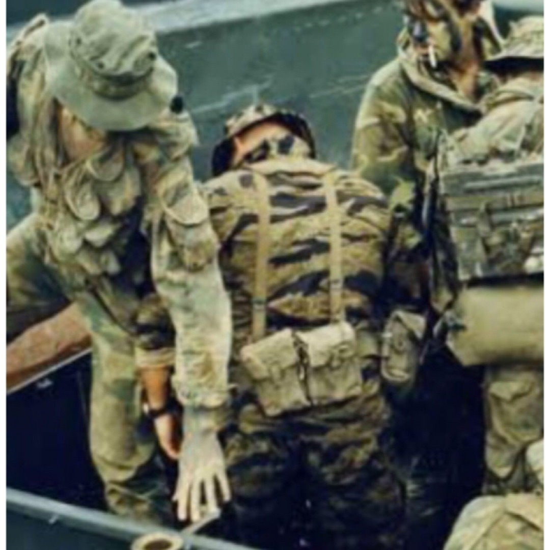 MILITARY - 米軍ベトナム戦争/M56/H型サスペンダー/希少/未使用デッド