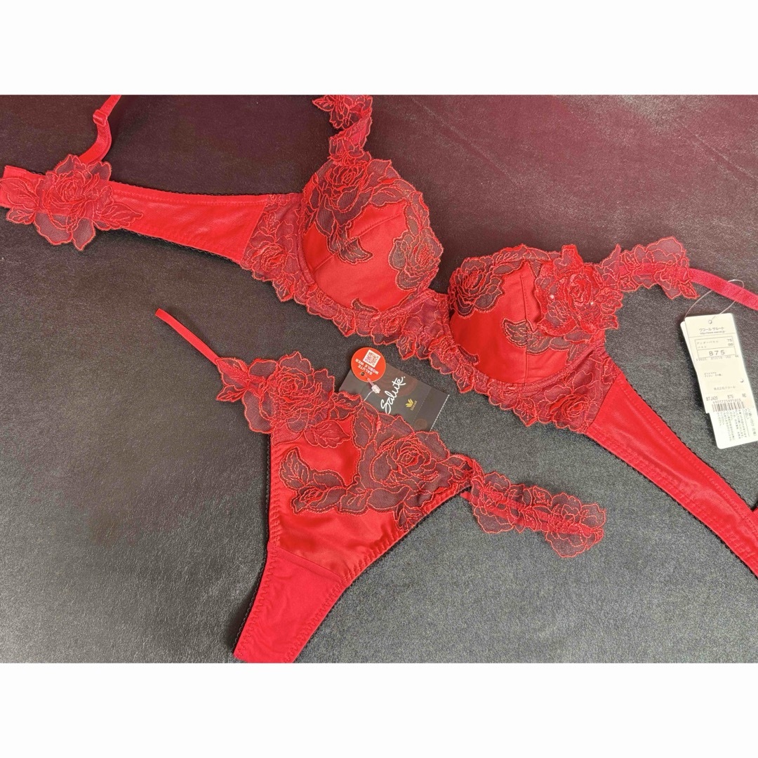 Wacoal - サルート 20グループ ムーランルージュ B75&ソングM REの通販