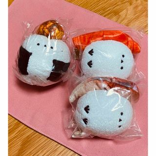 桃豆こまもち アクリルフィギュアの通販 by ♡｜ラクマ