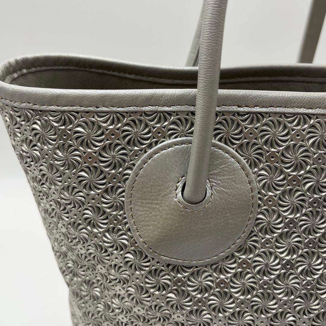 HIROKO HAYASHI - ヒロコハヤシ ジラソーレ シルバー ハンドバッグ 型