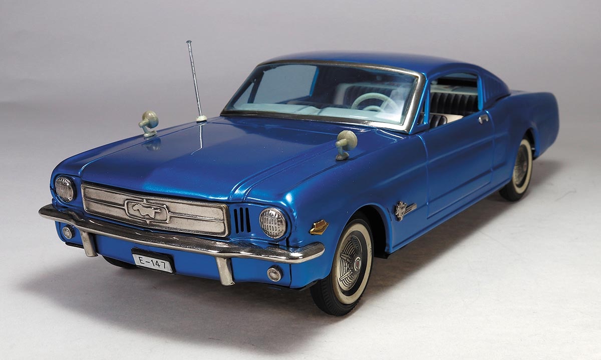 野村トーイ フォード・マスタング（メタリックブルー）