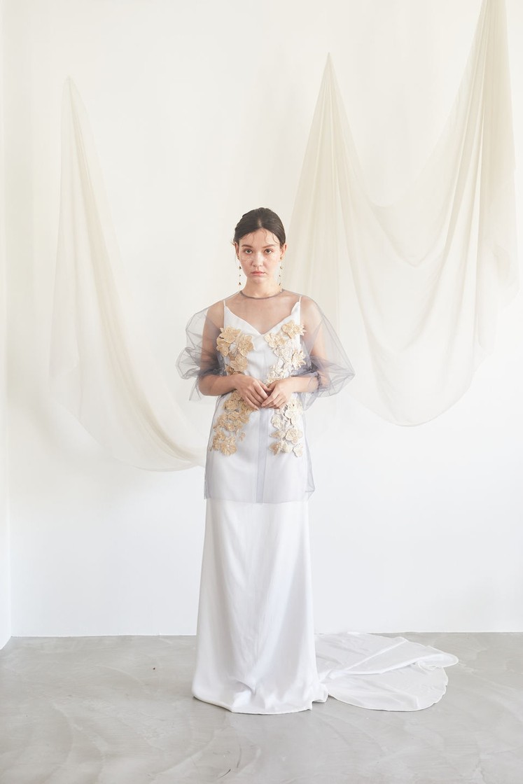 MARGE TOKYO」マージトップス tulle embroidery lace pullover