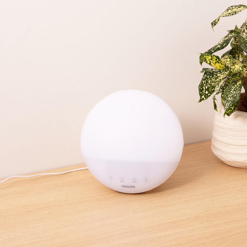 フィリップス SmartSleep ウェイクアップ ライト HF3519/15をレビュー