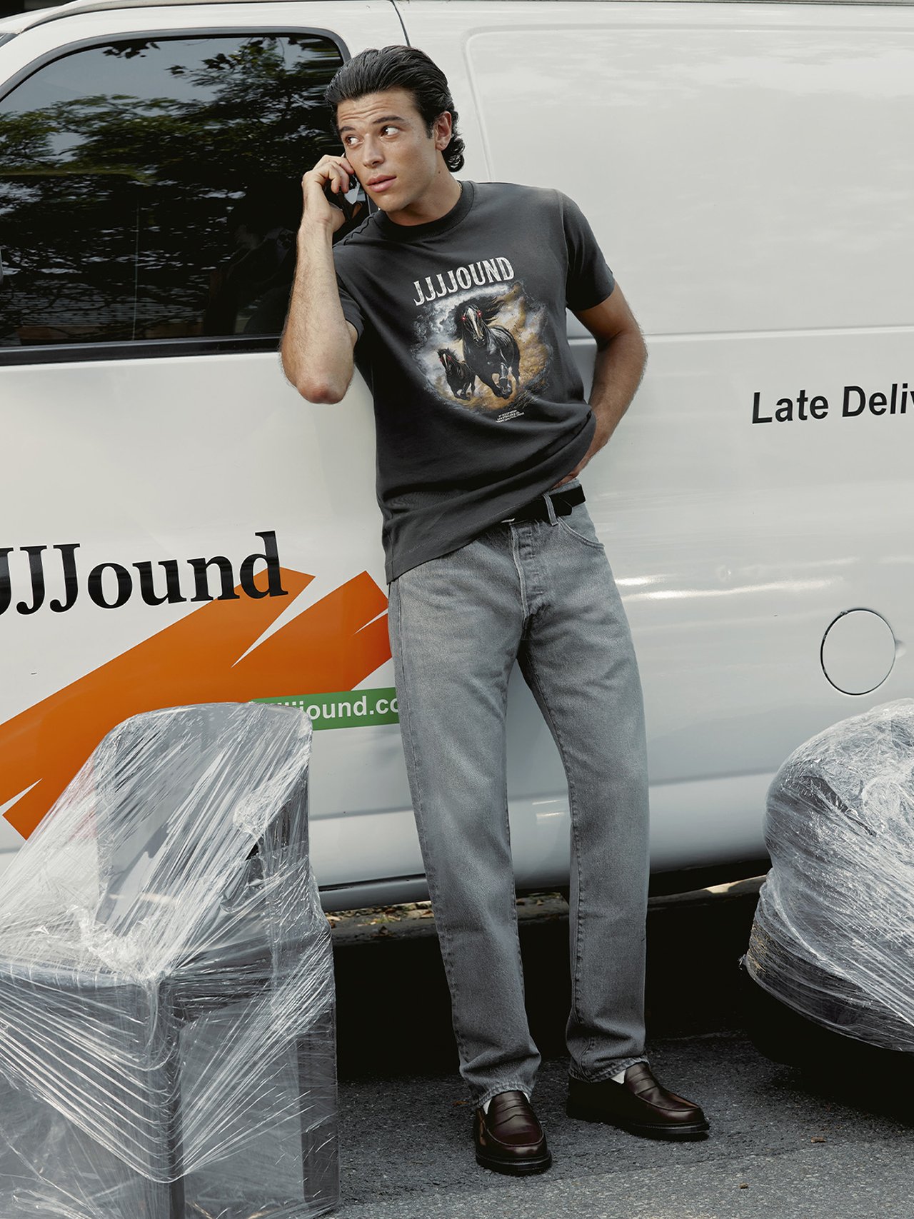 大人のリーバイス】即完売必至。「501®」黒デニムの「ジョウンド