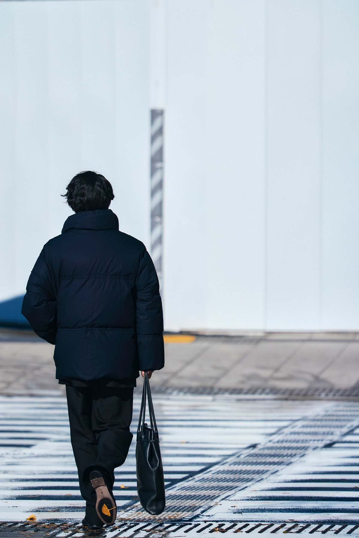 冬、深く美しい、彼らの日常。MONCLER + JIL SANDER ダウンの美意識