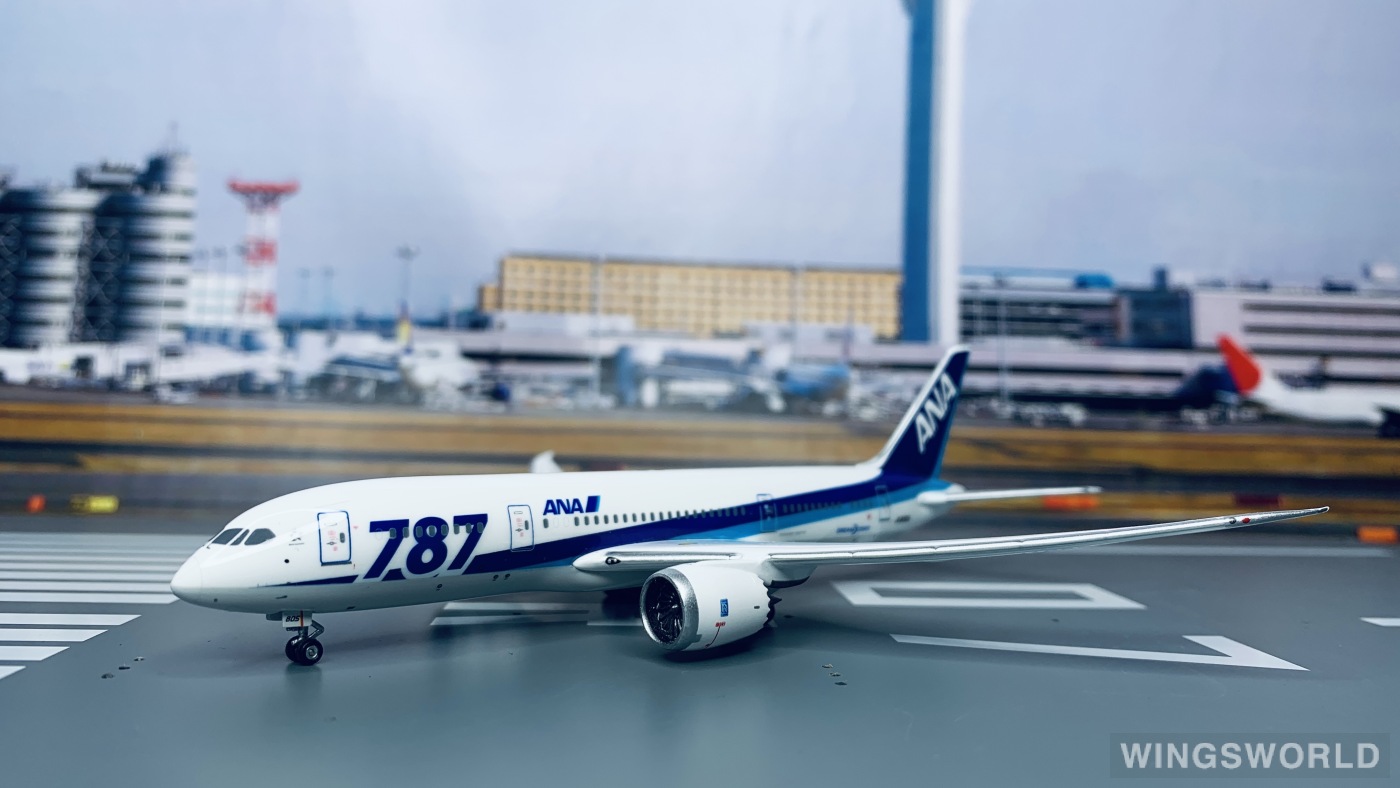 Phoenix 1:400 Boeing 787-8 ANA 全日空PH10585 JA805A 787 logo的照片