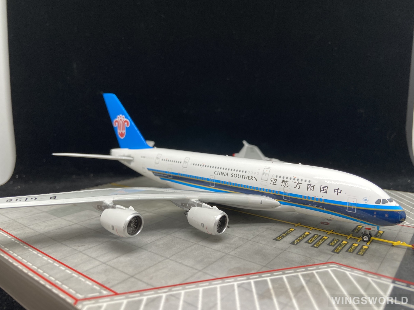 Phoenix 1:400 Airbus A380-800 China Southern 中国南方航空PH11334 B