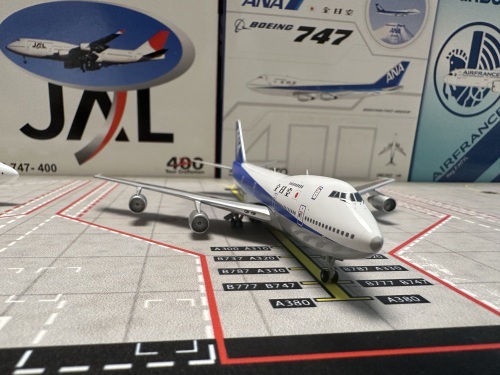 BB4-741-003 ANA 全日空Boeing 747-100SR JA8152 BigBird400 1:400