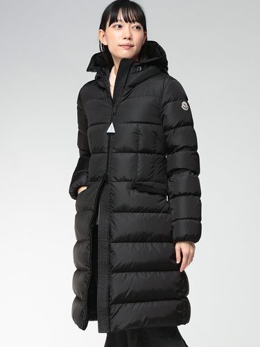 MONCLER (モンクレール) フード収納 ボリュームネック ロングダウン