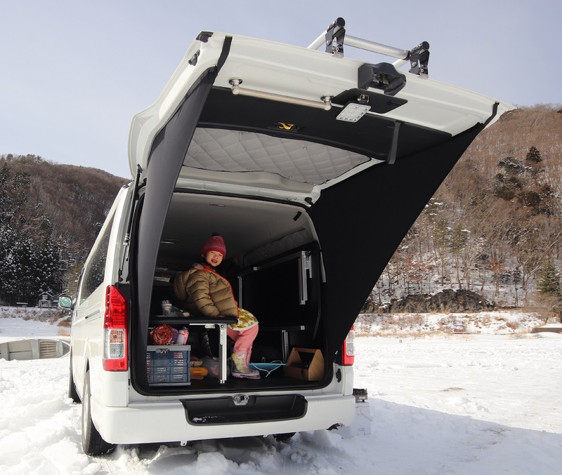 アイズ製品の装着説明用ブログです。:アイズ-ブロッカー,ハイエース