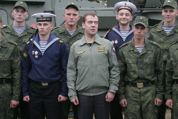 ロシア軍を追い続けて:デジタルフローラ迷彩服（制式型）