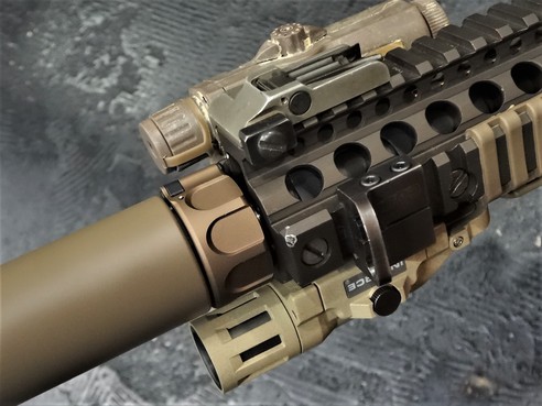 WARRIORS-blog.:WARRIORS-2878「DYTAC製Surefire SOCOM RC2