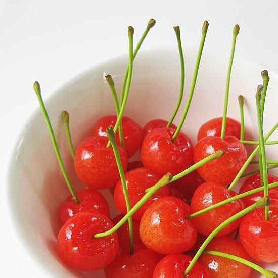 食品サンプル】枝付き・佐藤錦さくらんぼ（原寸）ばら売り1個