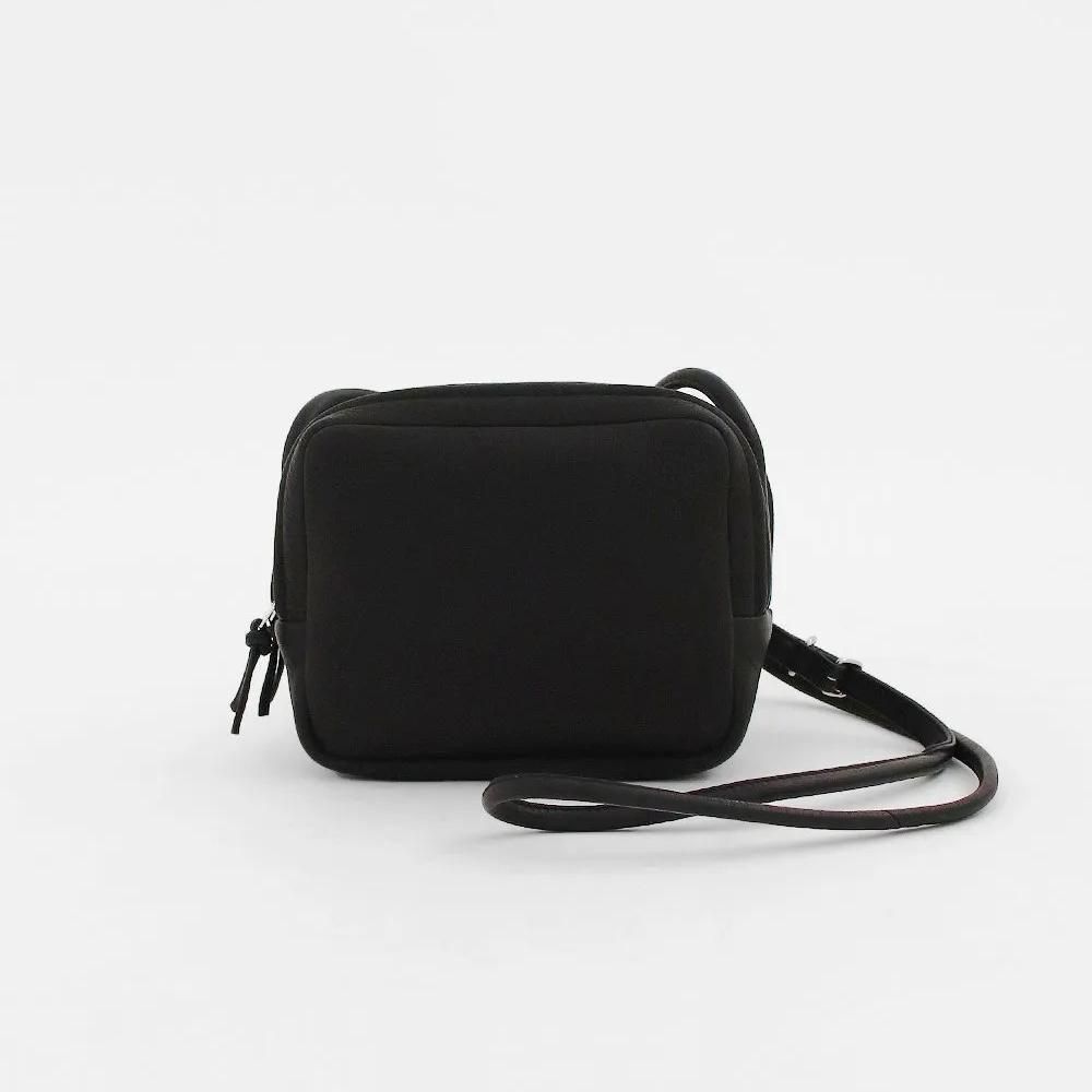 Aeta | スクエアショルダーバッグ Black