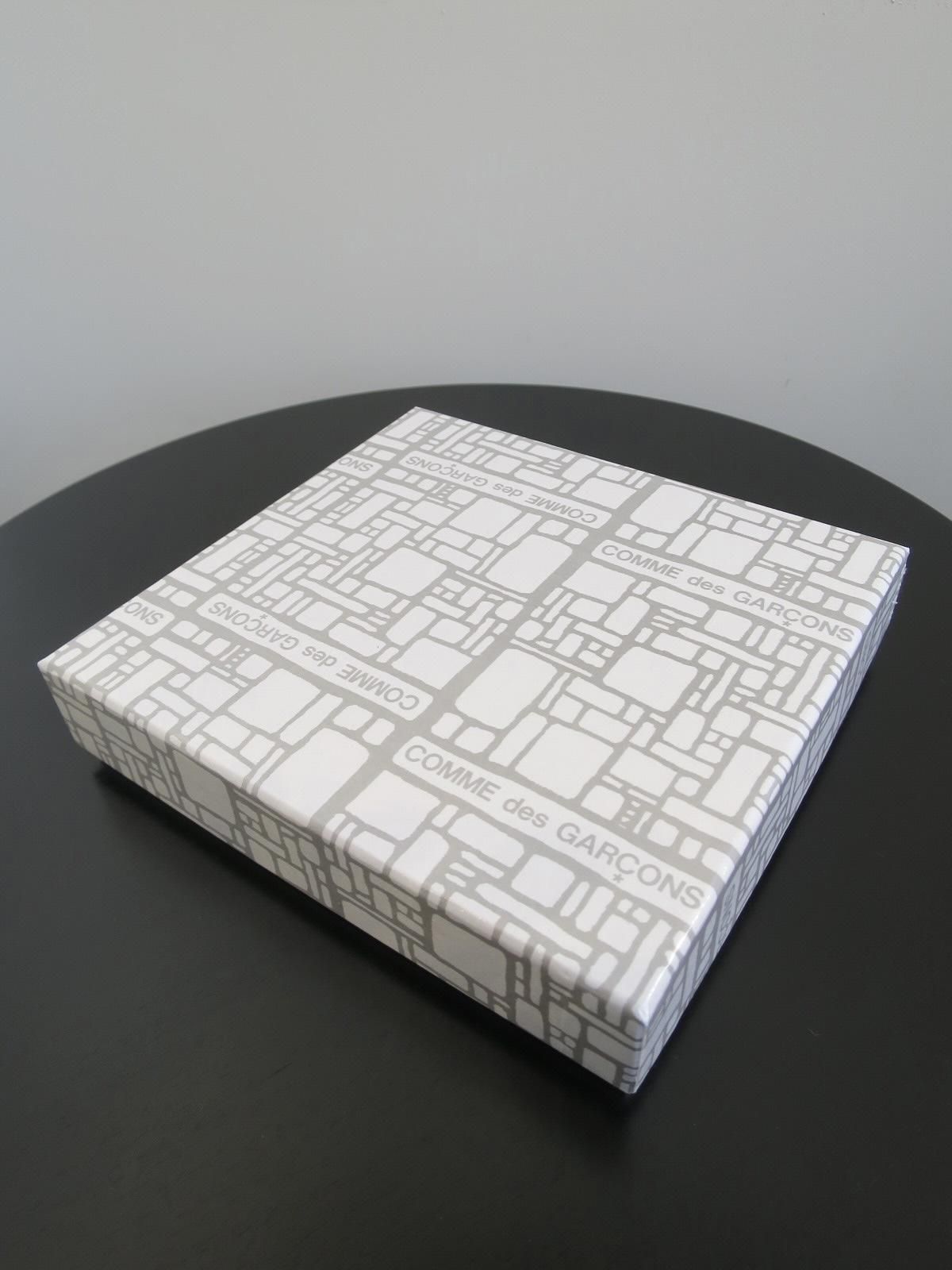 Wallet COMME des GARCONS(ウォレット コムデギャルソン)の通販