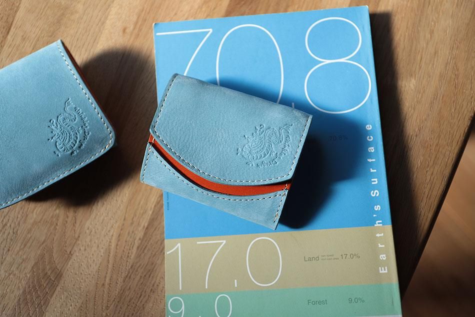 小さいふ。ペケーニョ 辰年「イタリアンレザー ヌバック ライトブルー