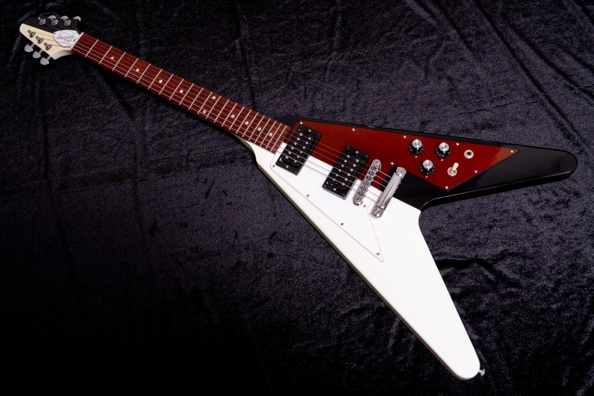 Flying V（メーカー不明／DuncanフロントPU・Schallerペグ） 70年代の
