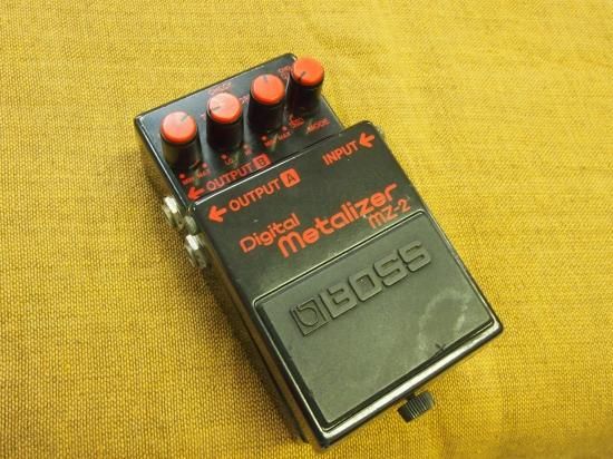 BOSS MZ-2 Digital Metalizer - Geek IN Box