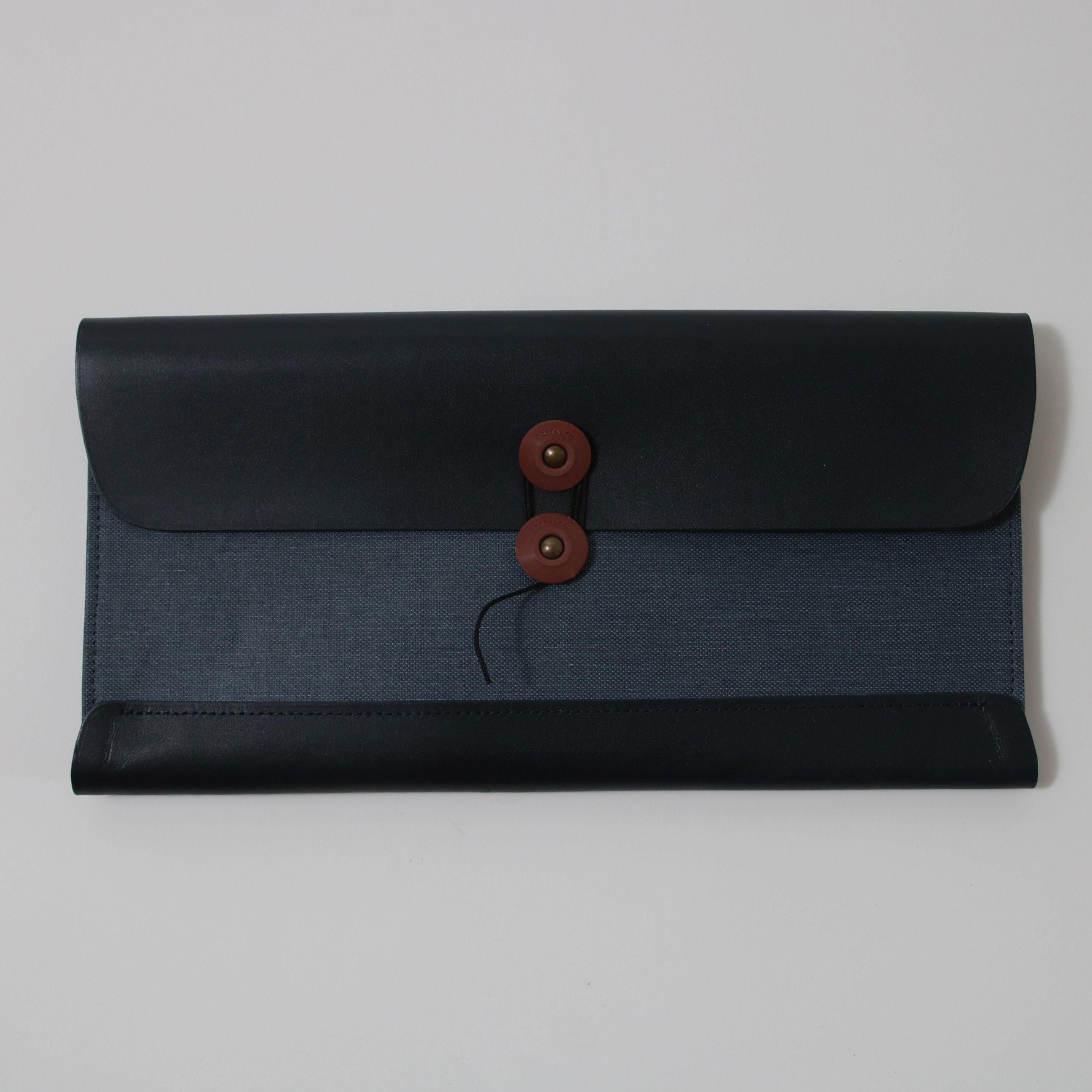 POSTALCO】TRAVEL WALLET NAVY BLUE - THIRTY' THIRTY' STORE