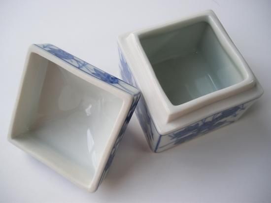 2716 染付香合 竹虎文 徳昇作 2716 染付香合 竹虎文 徳昇作 2716 染付