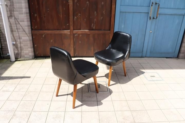 人気のunico(ウニコ)のRICK(リック) アームレスダイニングチェアー2脚