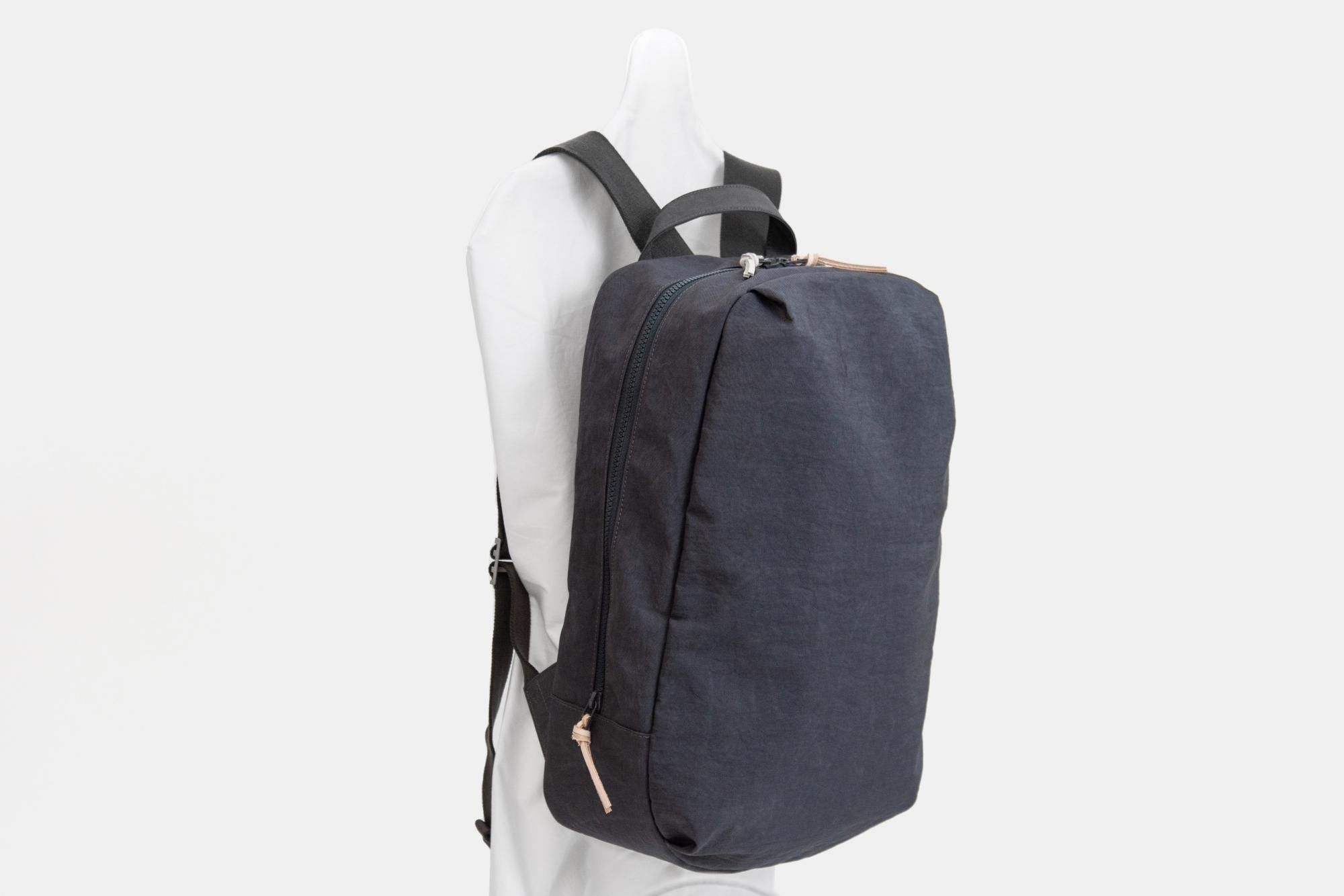 SALE /// FUKUI SIWAナイロンリュックM ダークグレー - NIZYU KANO