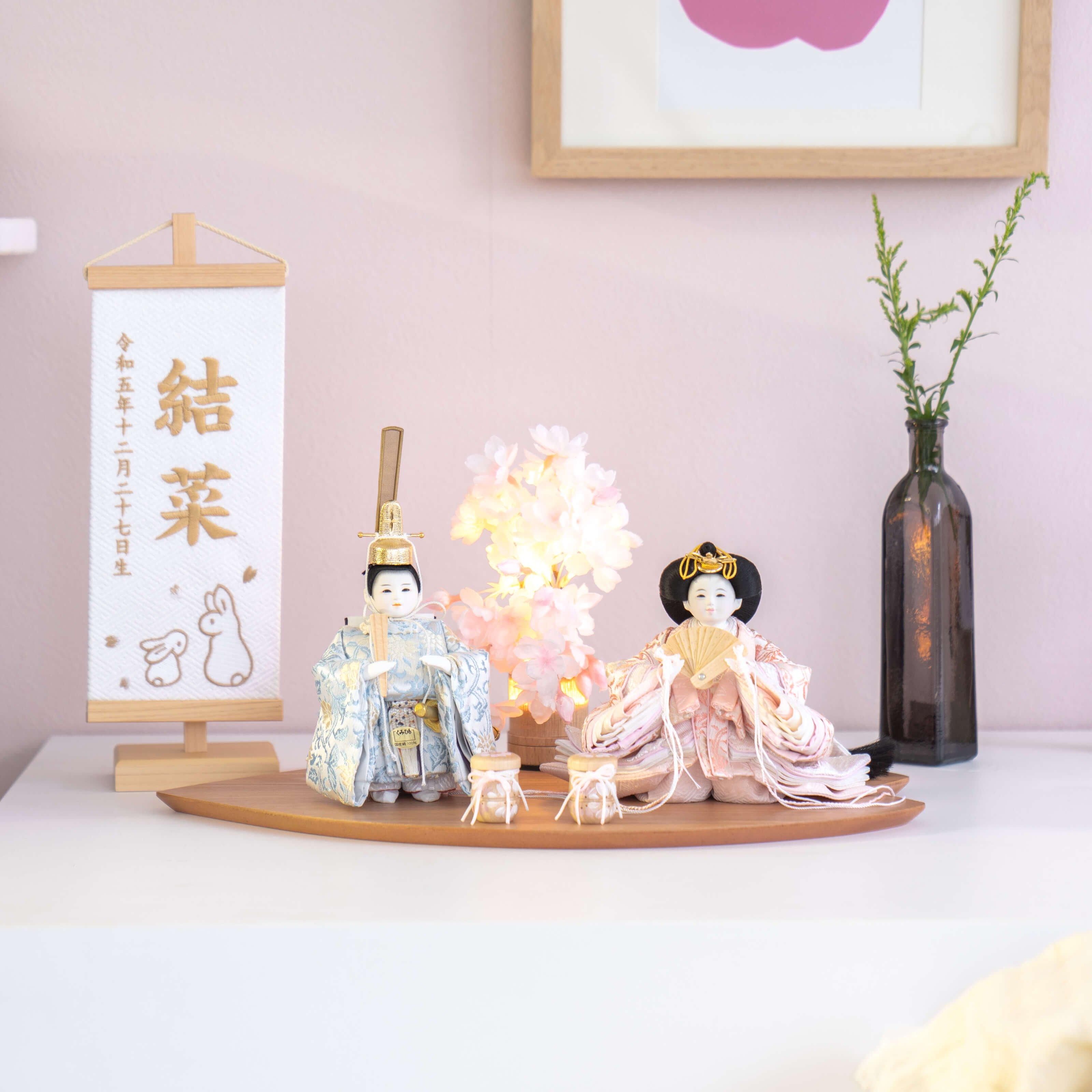 コンパクトでかわいい「ことの豆立ひな」