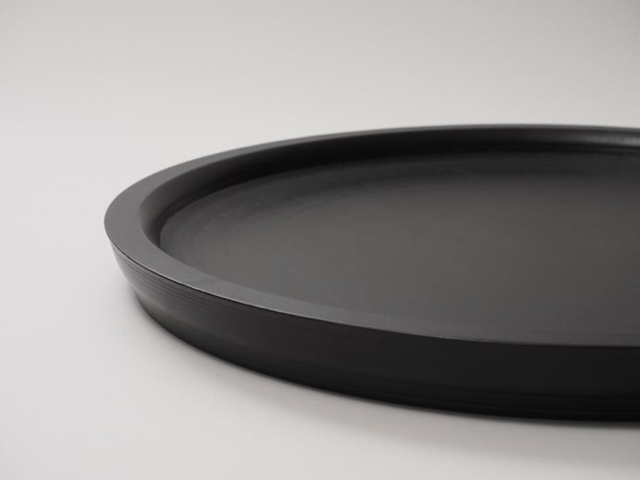赤木明登】｜ パン皿／尺9寸・黒 ～Online Shop｜紅椿それいゆ～