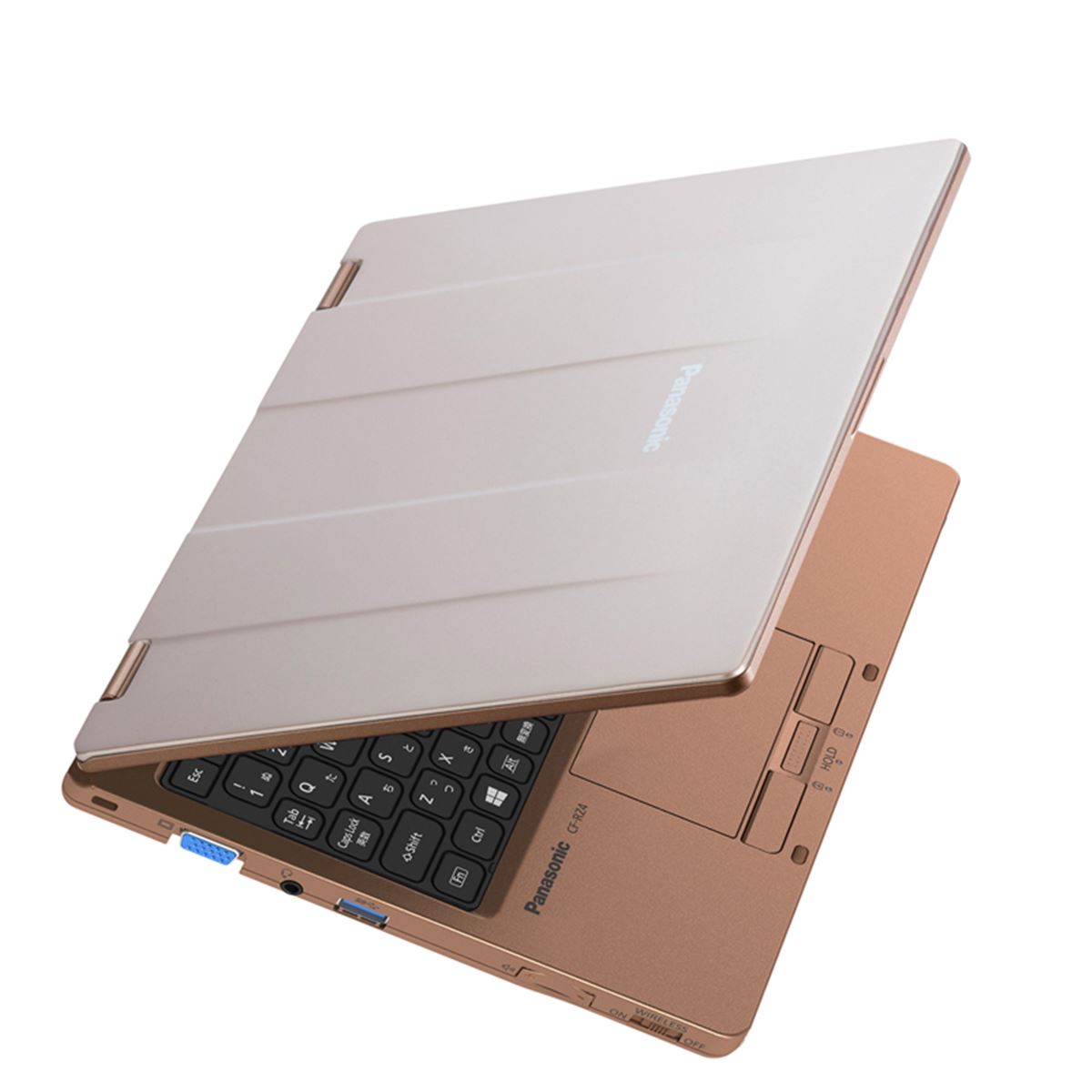 パナソニック、店頭モデル初のXi対応「Let'snote」2015年夏モデル