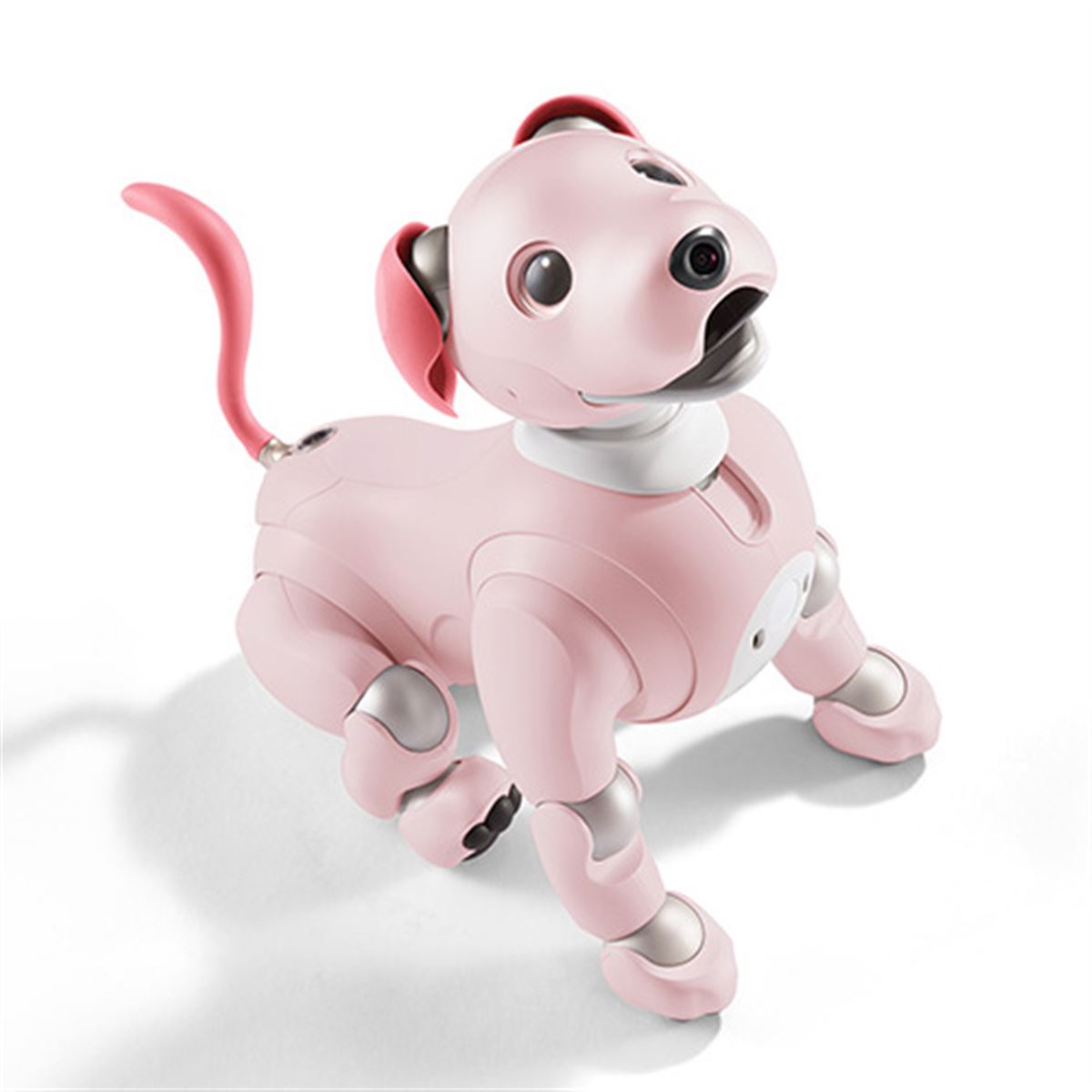 ソニー、「aibo」の2022年カラー「いちごミルク エディション」を本日1