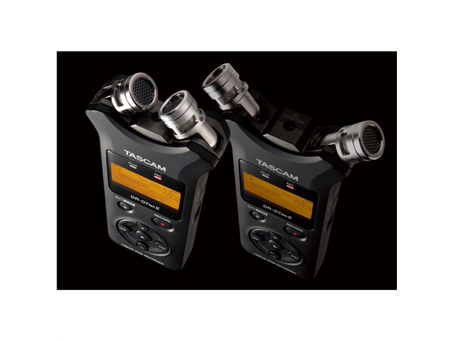 TASCAM、可動型マイク搭載のリニアPCMレコーダー - 価格.com