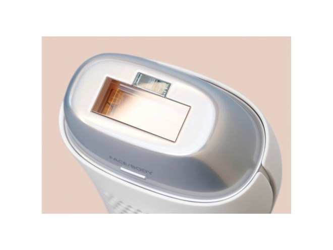 パナソニック、スキンプロテクト冷却機能搭載の「光エステ スムース