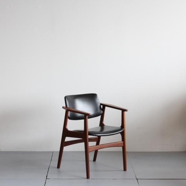 ビンテージ・アームチェア｜アルネ・ボッター｜karf・Blackboard
